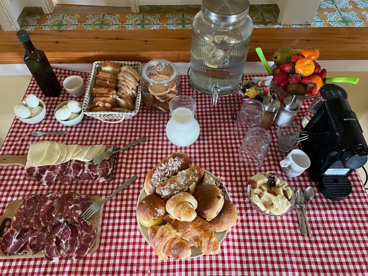 B&B Margherita Montefalco Esterno foto
